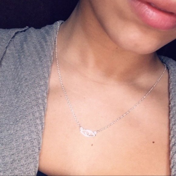 NEW Minimalist evil eye silver necklace - Picture 6 of 8